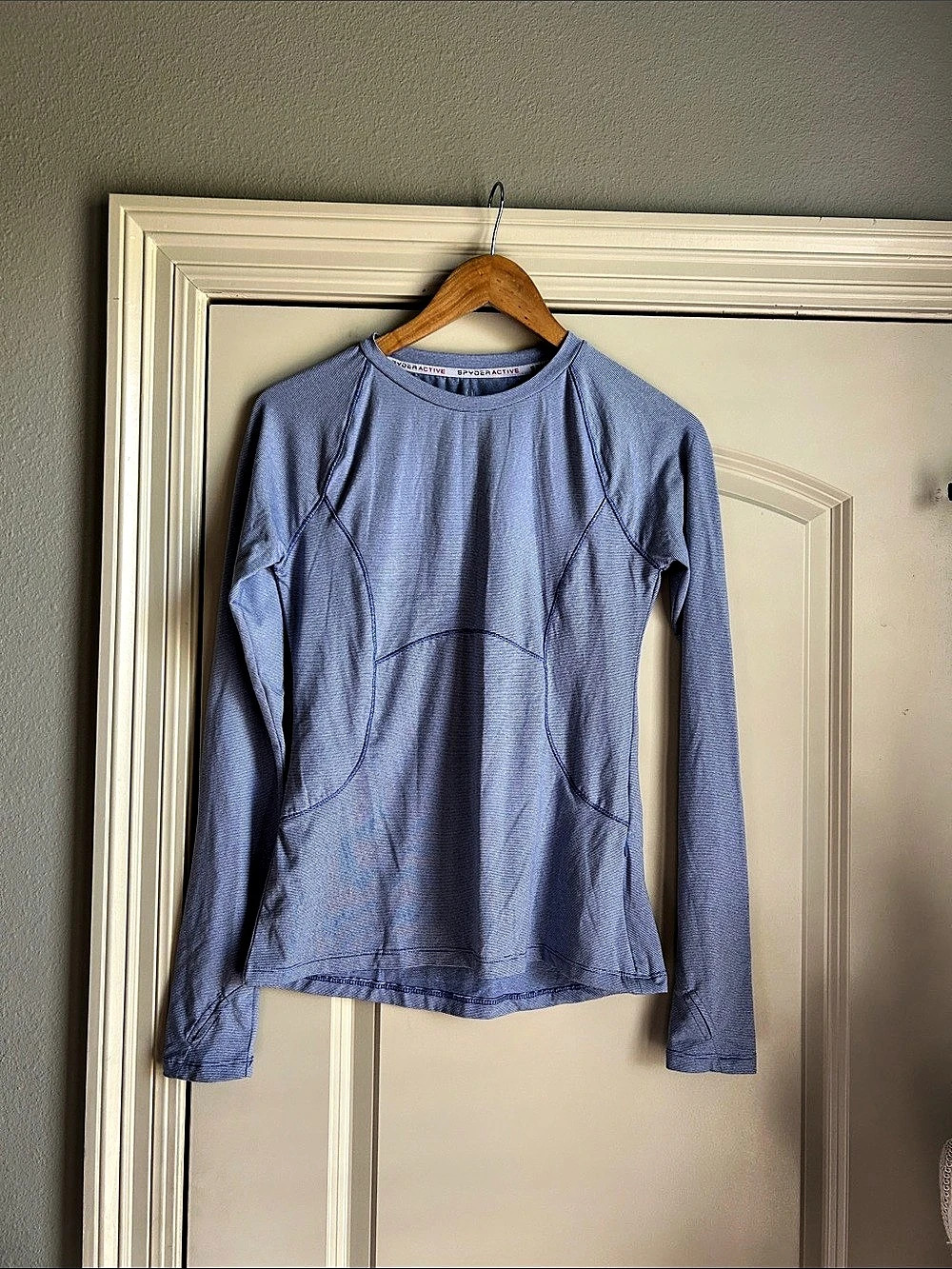 Spyder Striped Long Sleeve Top in Blue Size Small